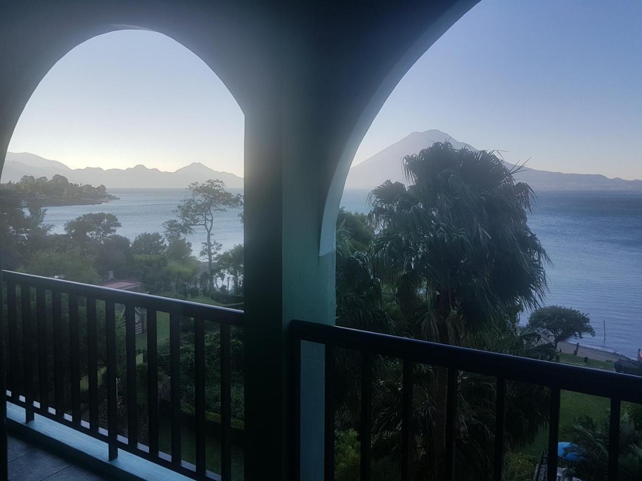 The Paradise Of Atitlan Suites - Free Breakfast Supplies Panajachel Exterior foto
